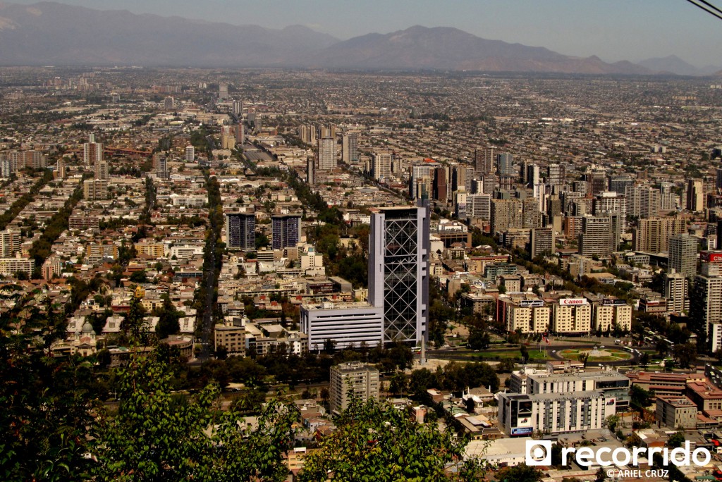 Vista de Santiago desde Cerro San Cristóbal - Marzo 2012