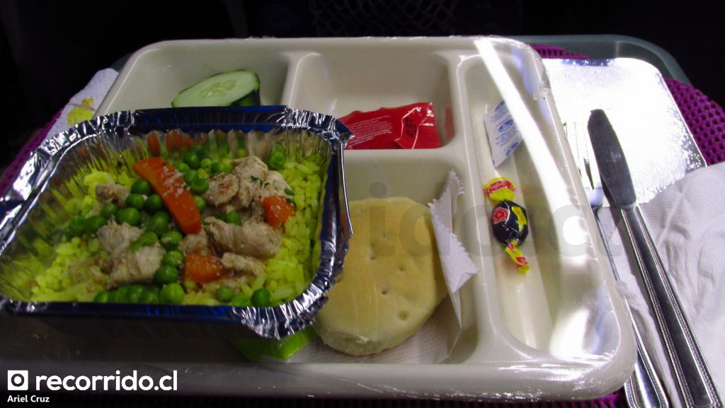 Cena en servicio Cama Suite de Bus Norte