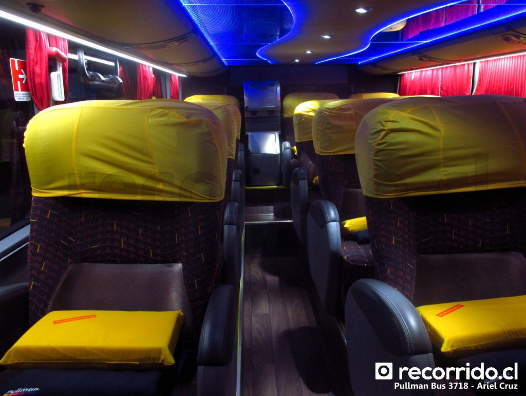Interior bus Pullman Bus en servicio Concepción - Santiago